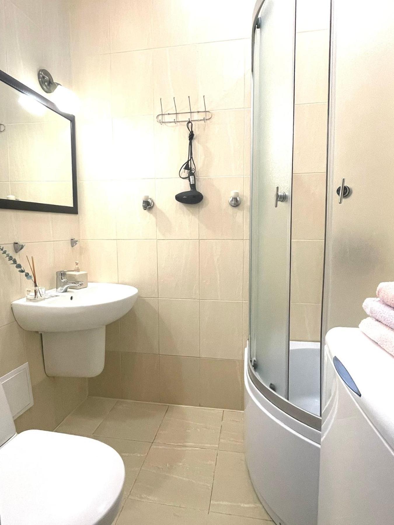 Appartement Куліша 41, Помешкання В Центрі Біля Тц Форум à Lviv Extérieur photo