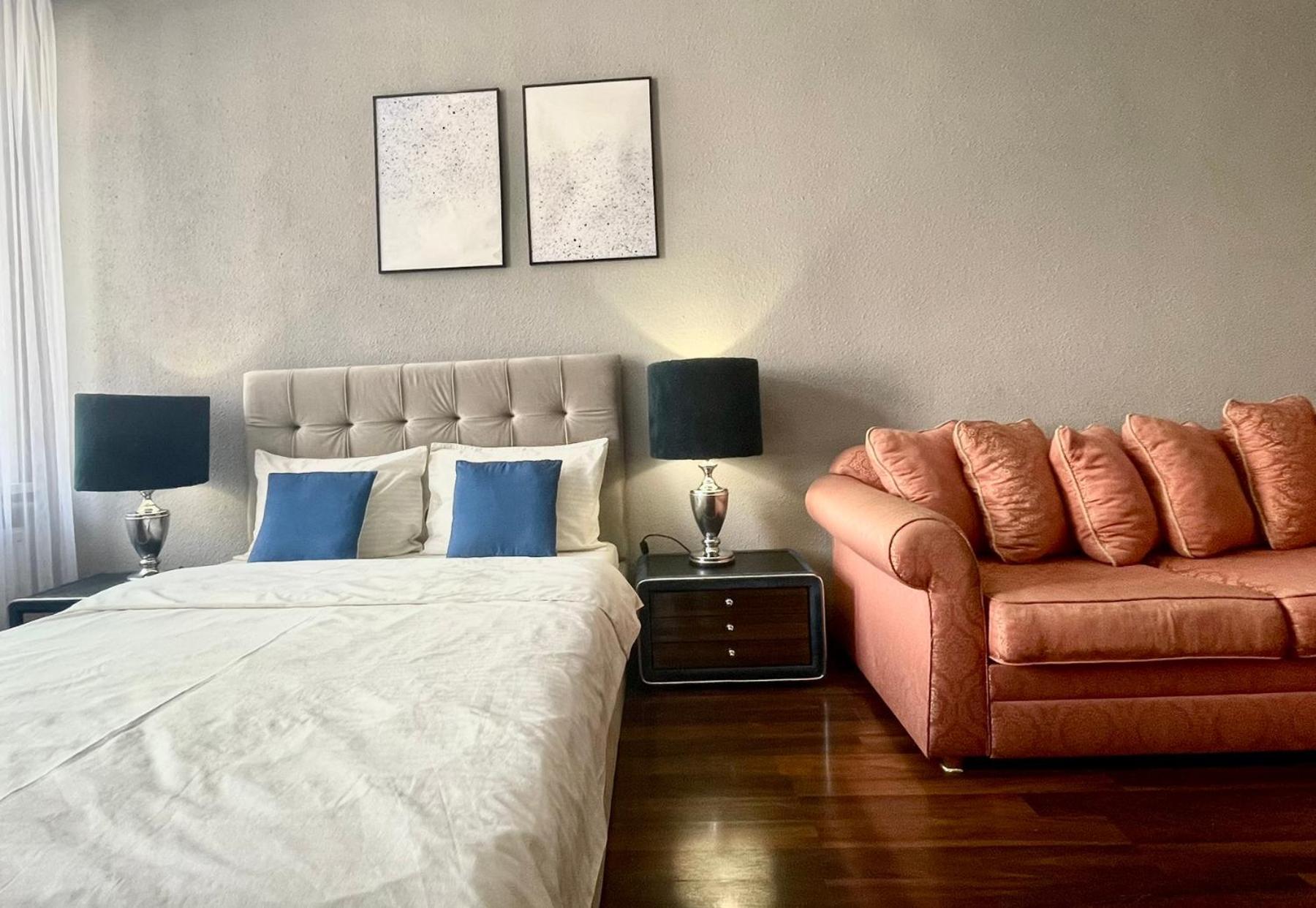 Appartement Куліша 41, Помешкання В Центрі Біля Тц Форум à Lviv Extérieur photo