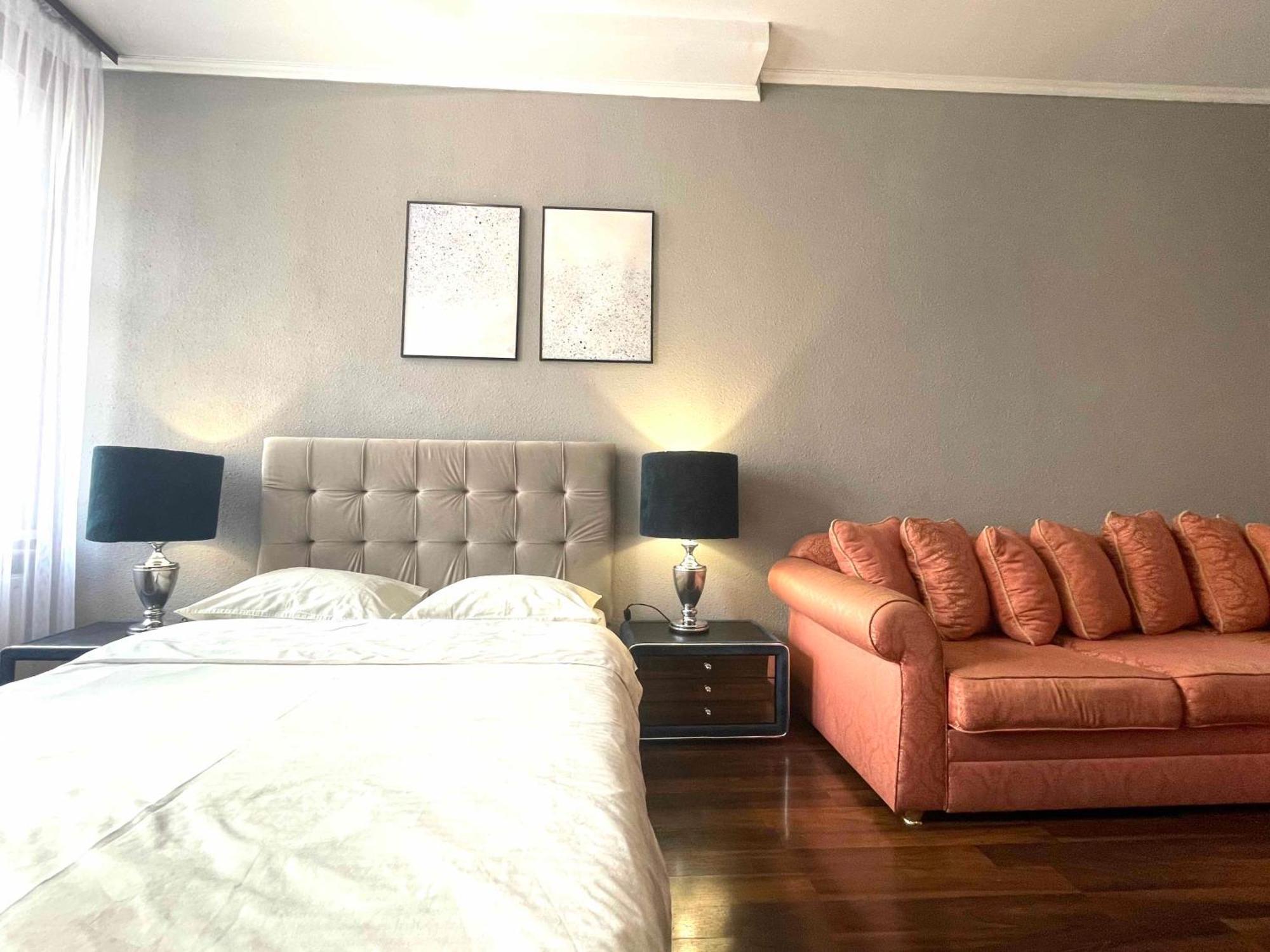 Appartement Куліша 41, Помешкання В Центрі Біля Тц Форум à Lviv Extérieur photo