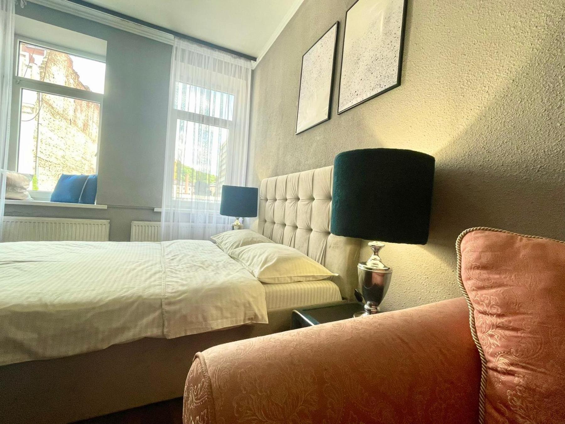 Appartement Куліша 41, Помешкання В Центрі Біля Тц Форум à Lviv Extérieur photo